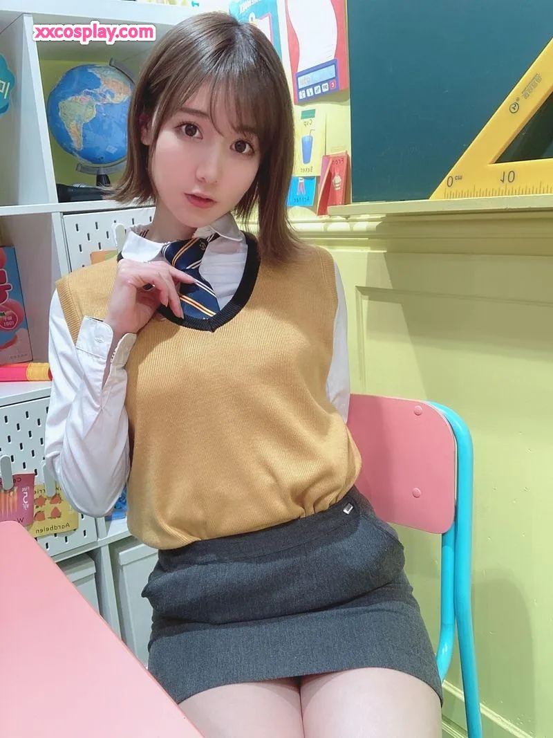 KenKen的迷人校服